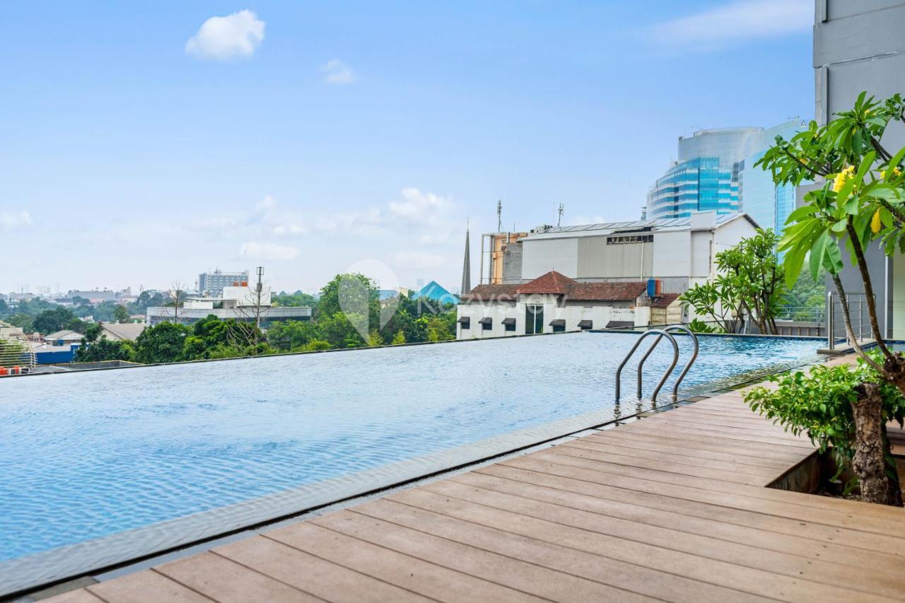 Sonata By Kozystay - Pondok Indah Джакарта Экстерьер фото